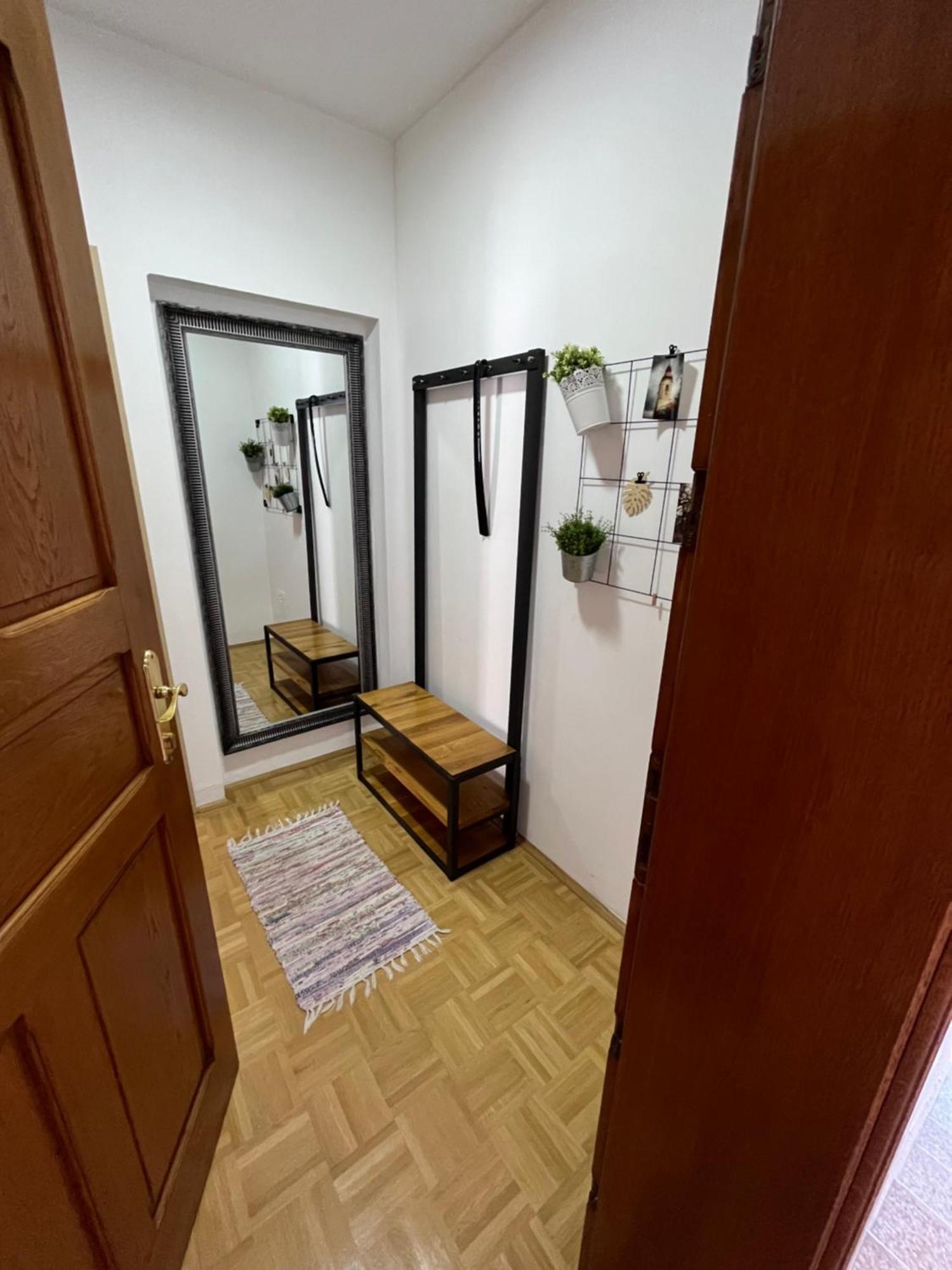 For5 Apartment Ðakovo Bagian luar foto