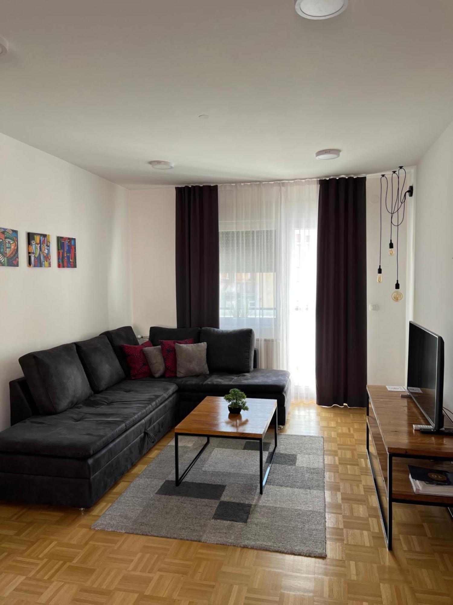 For5 Apartment Ðakovo Bagian luar foto