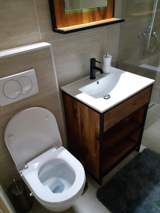 For5 Apartment Ðakovo Bagian luar foto